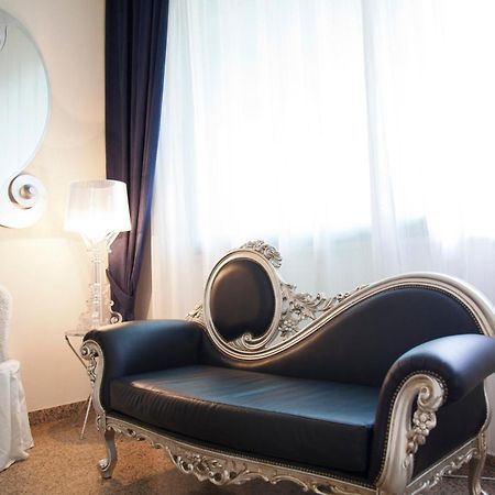 Hotel Silver Cesenatico Exterior photo